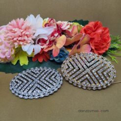 Broche de Manola mediano