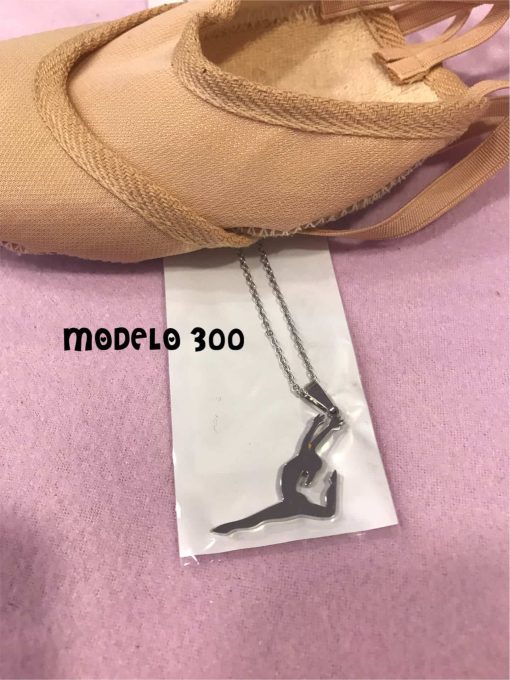 Colgante rítmica con figura en acero