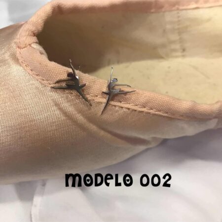 Pendientes bailarina en acero