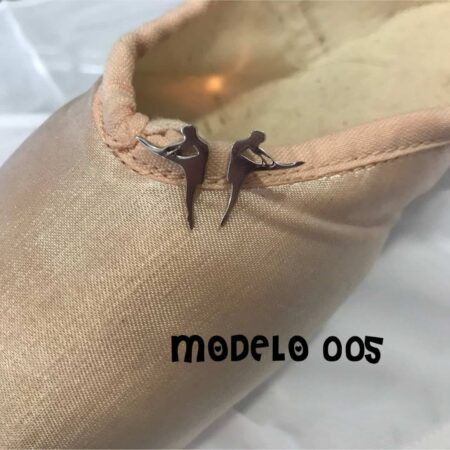 Pendientes bailarina en acero
