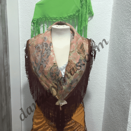 Mantoncillo flamenca Maruja Limón.