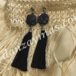 Pendientes flecos flamencos.