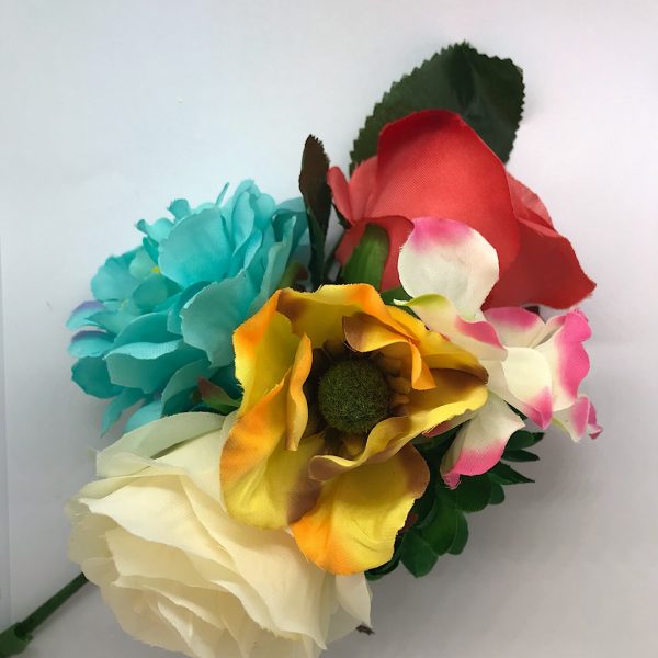 Ramillete flores flamenco con colores variados para conjuntar con tu traje flamenco