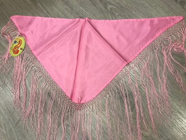 Pico de huertana para bebe en color rosa con flecos cosidos a mano