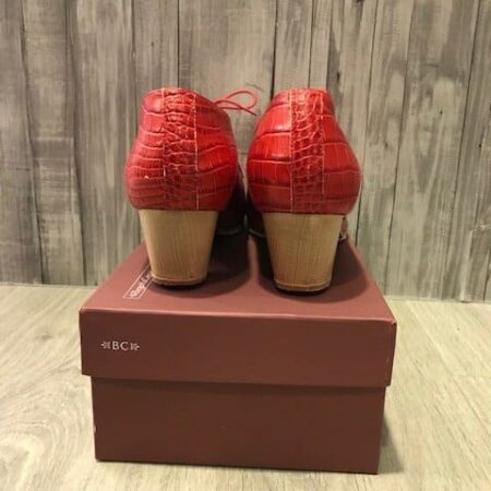 Preciosos botos Begoña Cervera en color rojo combinado en dos tipos de piel, para volverse loco!!!