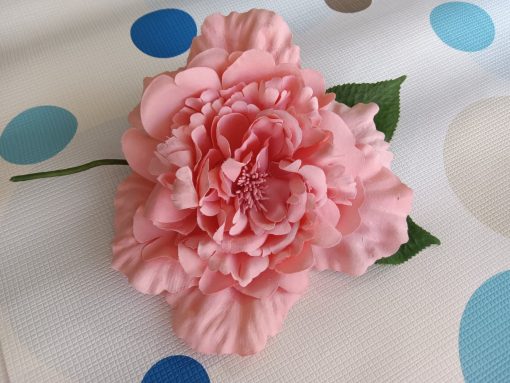 Flor flamenca grande con pistilos