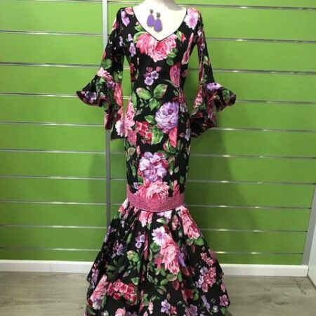 Vestido flamenco flores con falda canastera talla 40 con fondo negro y flores en malva, rosa y fucsia