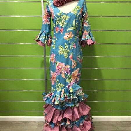 Traje flamenca flores talla 38 color azul con volantes combinados y manga al codo