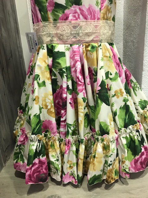 Falda flamenca canastera de cintura alta en popelin estampado en flores