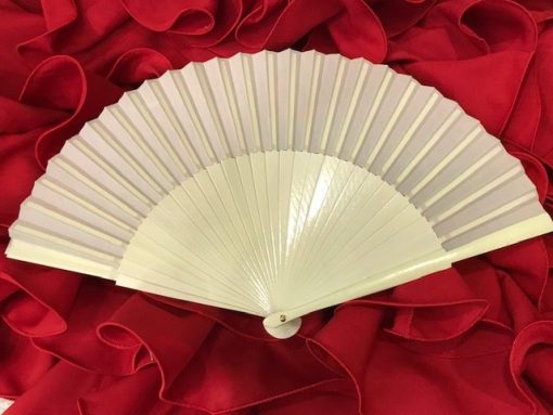Abanico flamenco de madera grande y tela con dimensiones mas grandes de lo habitual con 27cm pintado a dos caras para cualquier evento.