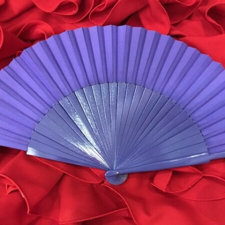Abanico flamenco de madera grande y tela con dimensiones mas grandes de lo habitual con 27cm pintado a dos caras para cualquier evento.