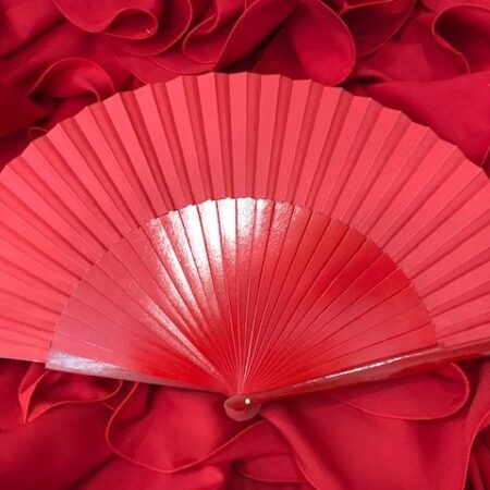 Abanico flamenco de madera grande y tela con dimensiones mas grandes de lo habitual con 27cm pintado a dos caras para cualquier evento.