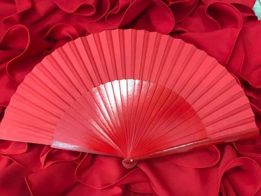 Abanico flamenco de madera grande y tela con dimensiones mas grandes de lo habitual con 27cm pintado a dos caras para cualquier evento.