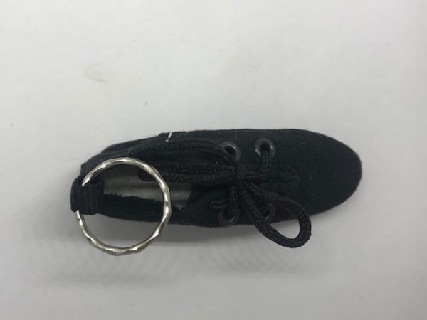 Llavero zapatillas jazz en negro con cordones