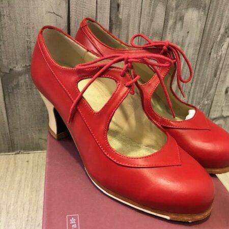 Zapatos Begoña Cervera Rojos