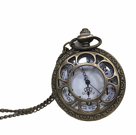 Reloj colgante con tapa