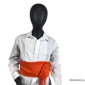 Camisa blanca para el traje regional