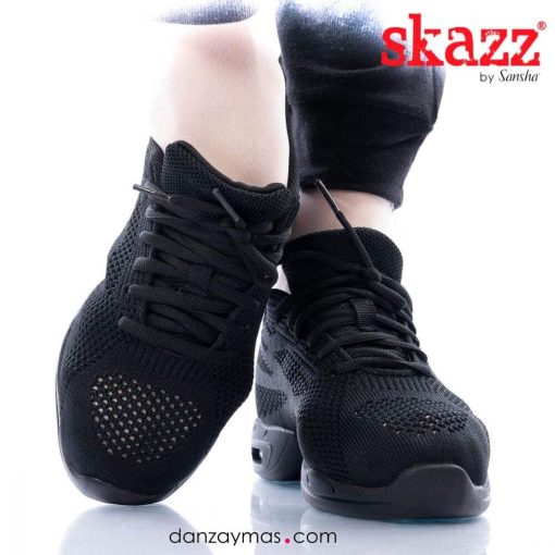 Sneakers de Sansha perforados