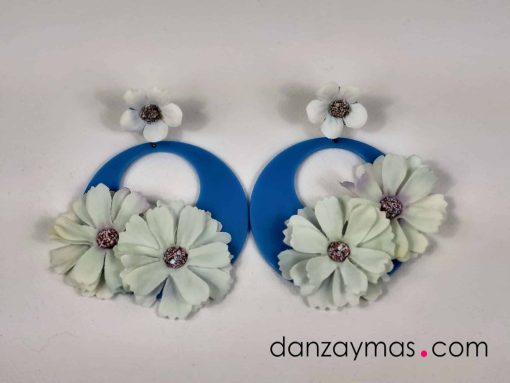 Pendientes de aro con flores