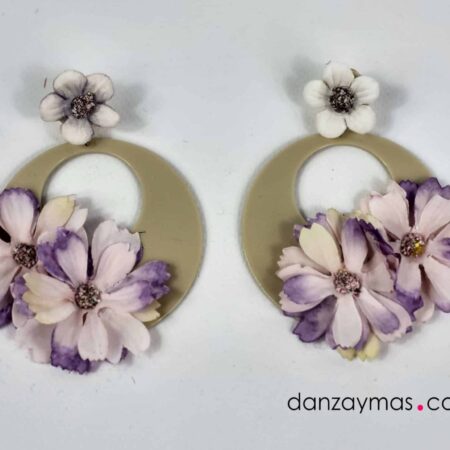 Pendientes de aro con flores