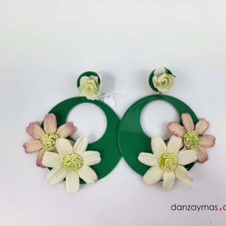 Pendientes de aro con flores