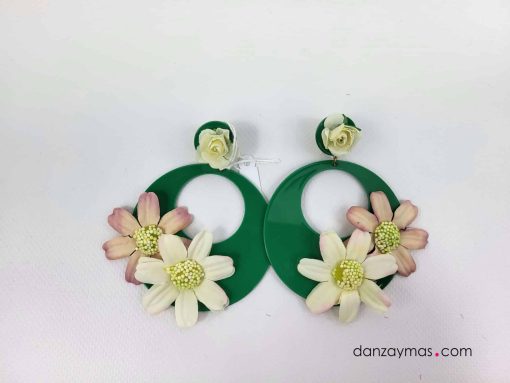 Pendientes de aro con flores
