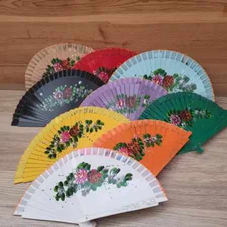 Abanico de madera pintado a mano con flores clásicas de 20 cm disponible en varios colores