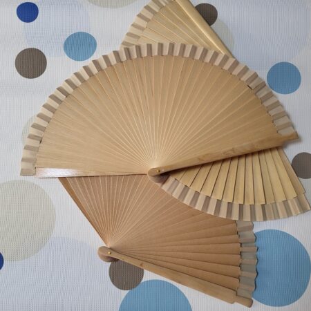 Abanico flamenco de madera