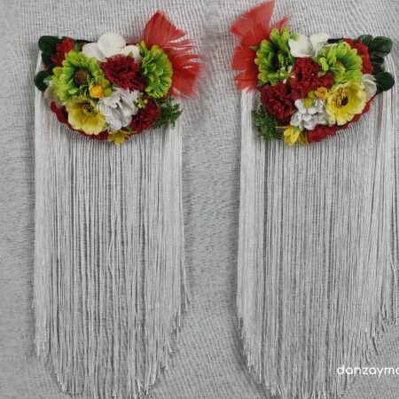 Hombreras flamencas con fleco y pluma