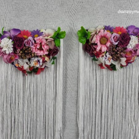 Hombreras de flamenca con flores de colores