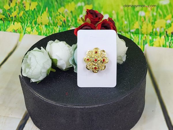 Broche dorado forma de flor