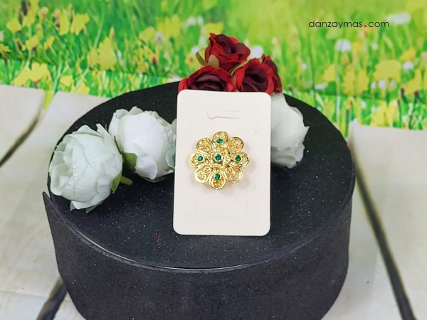 Broche dorado forma de flor