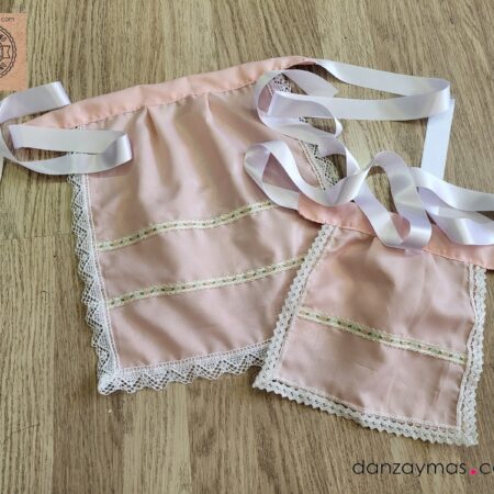 Delantal traje regional niña bebe rosa