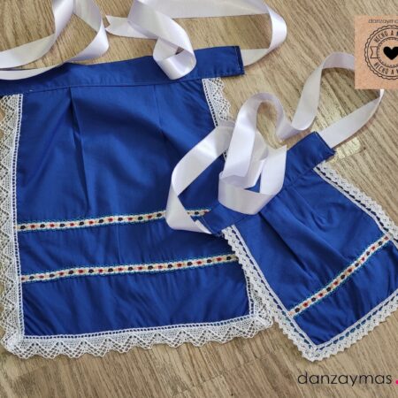 Delantal traje regional azulina niña