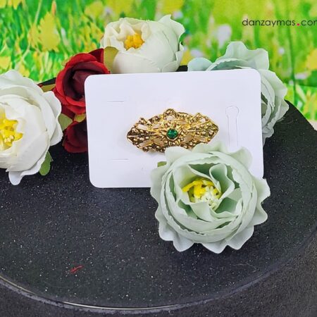 Broche niña huertana en dorado con piedra de color