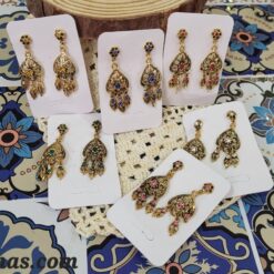 Pendientes dorados para el traje regional