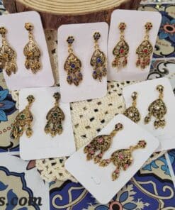 Pendientes dorados para el traje regional