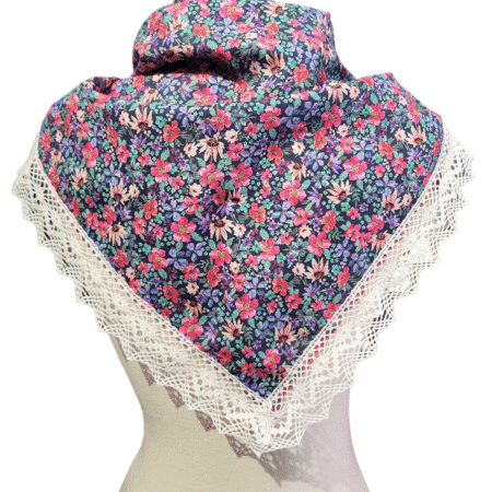 Pañoleta huertana adulta con flores