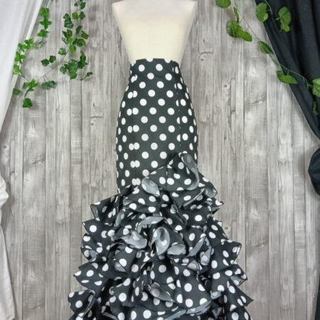 Falda rociera negra lunar