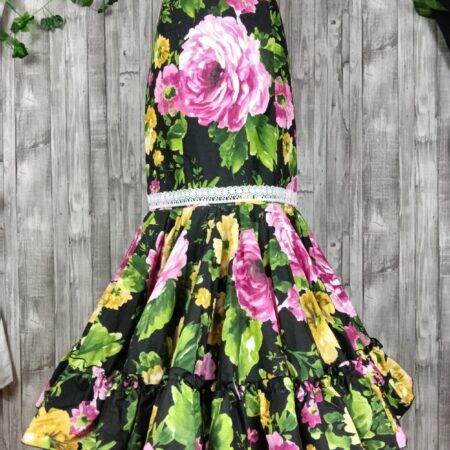 Falda canastera con flores