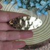 Broche dorado pequeño