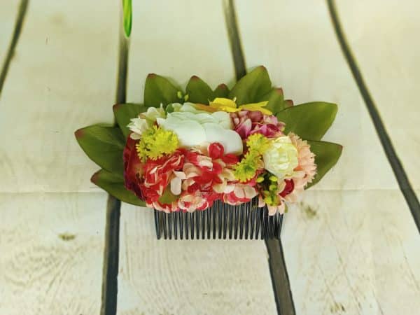 Tocados de flores para el pelo grandes