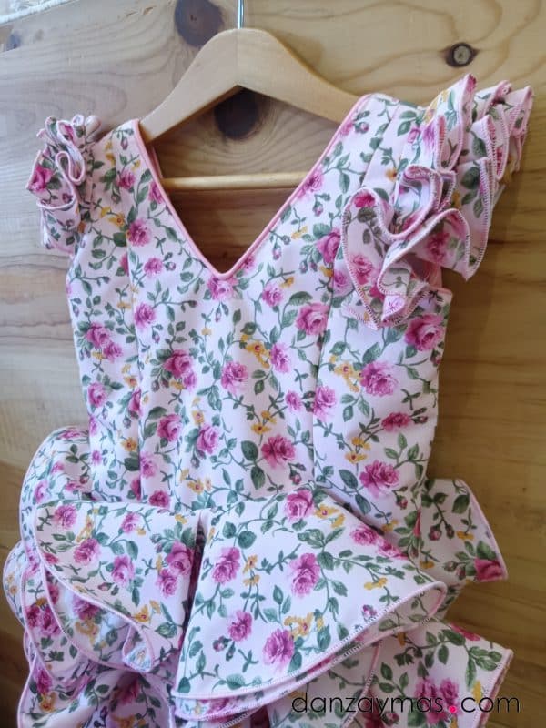 Traje de flamenca flores rosa para niña