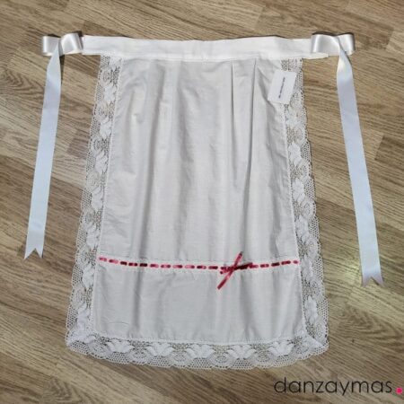 Delantal blanco traje regional