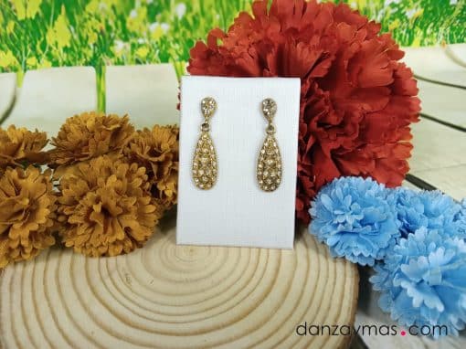 Pendientes traje regional con brillos