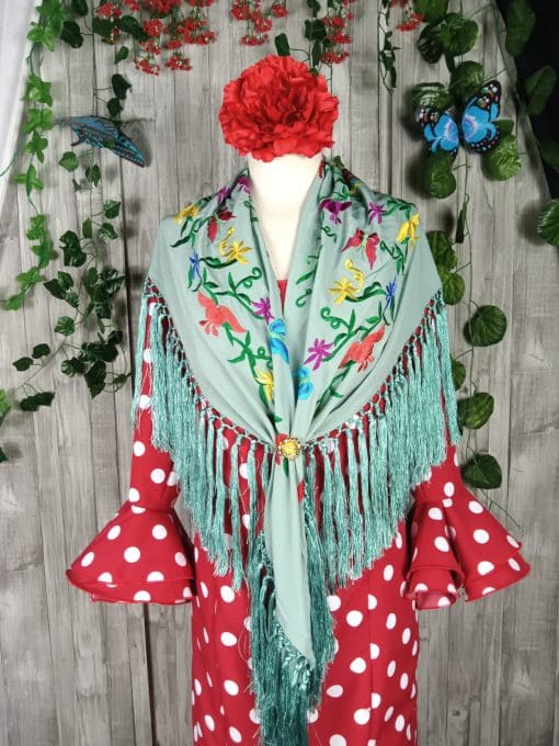 Mantoncillos de flamenca con flores