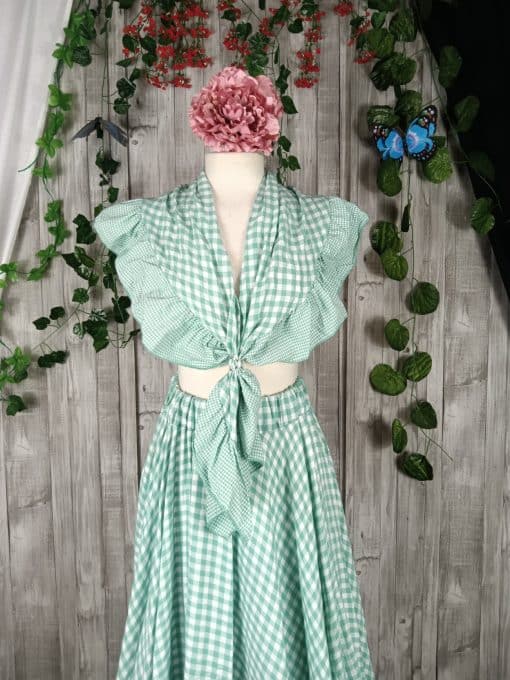Falda y piquillo de flamenca