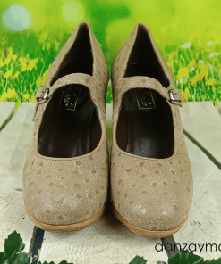Zapatos de flamenca beige