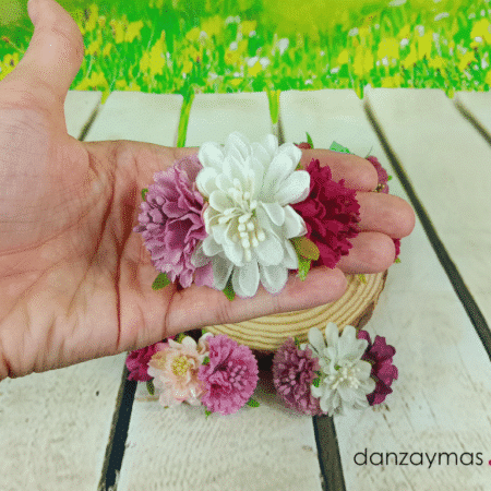 Tocado de flores para niña