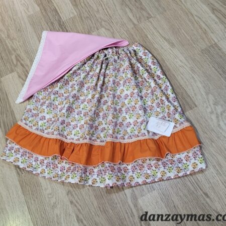 Zagalejo niña naranjas
